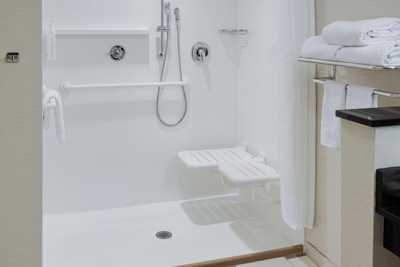 Fairfield Inn & Suites By Marriott Columbus Airport Buitenkant foto