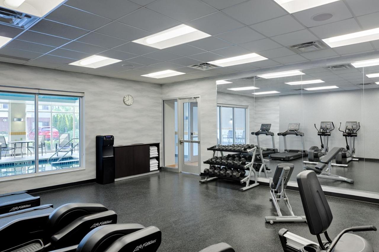 Fairfield Inn & Suites By Marriott Columbus Airport Buitenkant foto