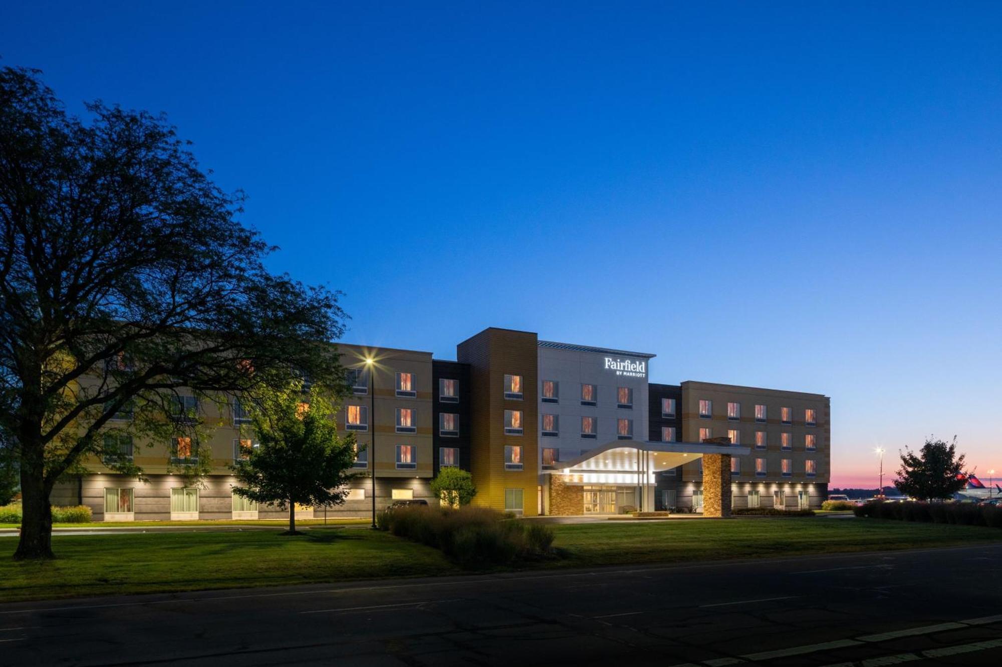 Fairfield Inn & Suites By Marriott Columbus Airport Buitenkant foto