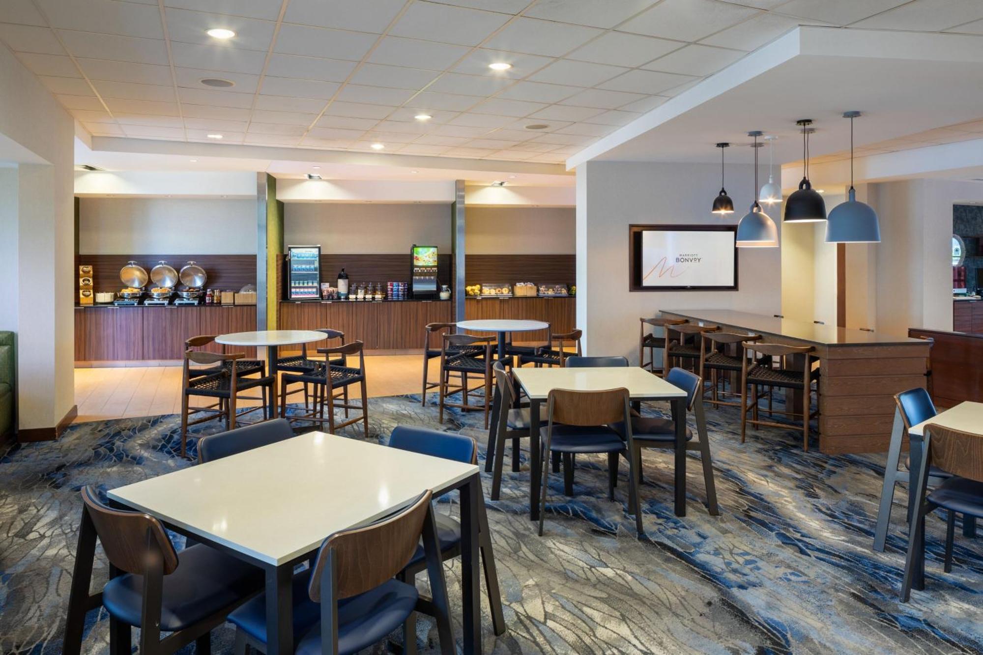 Fairfield Inn & Suites By Marriott Columbus Airport Buitenkant foto