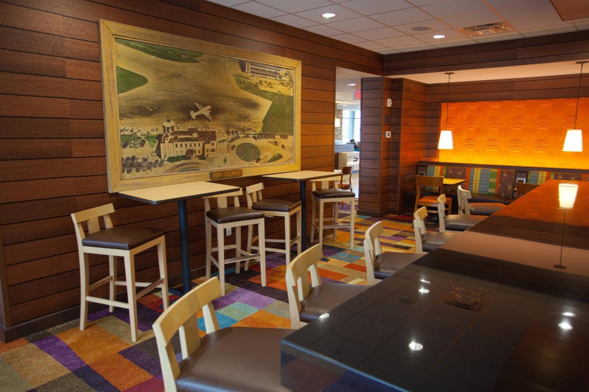 Fairfield Inn & Suites By Marriott Columbus Airport Buitenkant foto