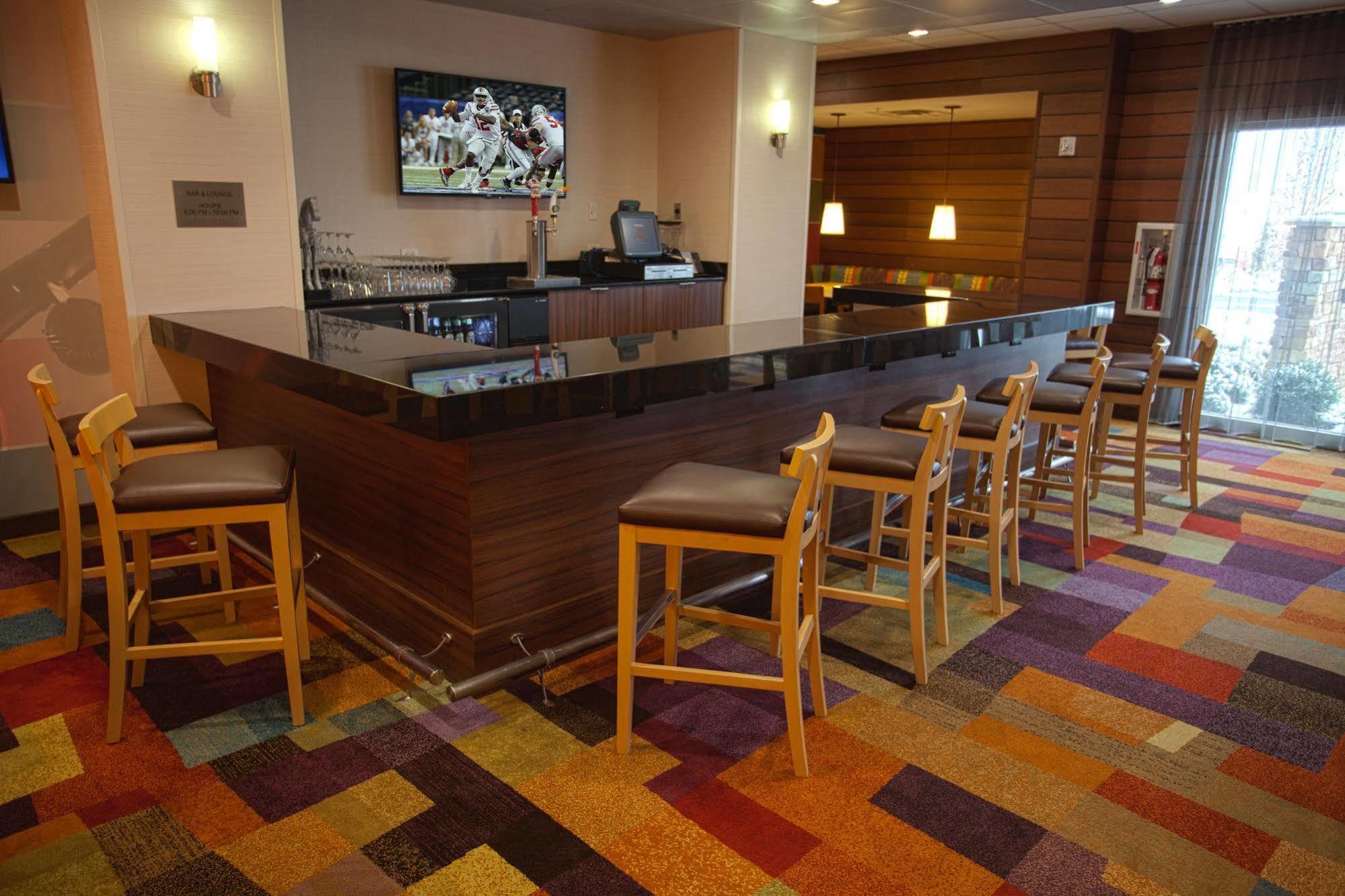 Fairfield Inn & Suites By Marriott Columbus Airport Buitenkant foto